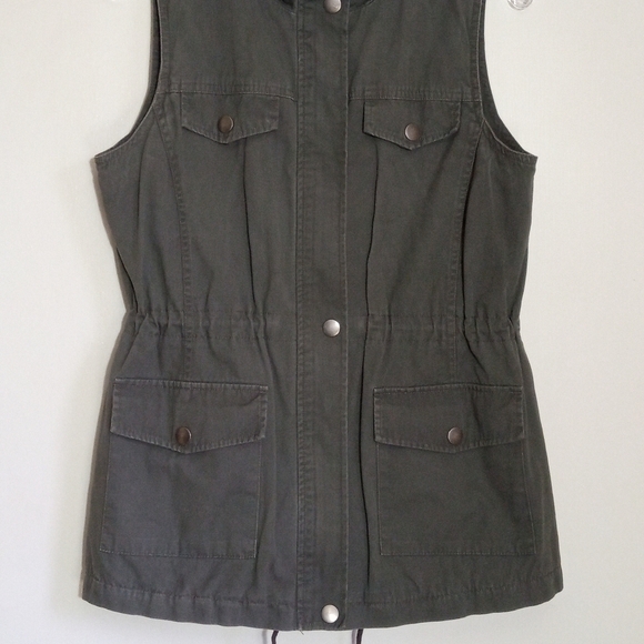 Blu Pepper utility vest with woven Aztec lining GUC - Picture 2 of 8